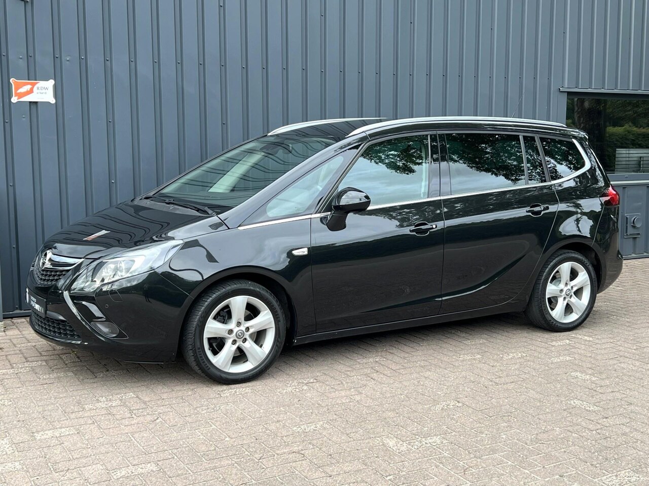 Opel Zafira Tourer - 1.4 Cosmo 7-PERSOONS CLIMA!/XENON!/CRUISE!/ - AutoWereld.nl