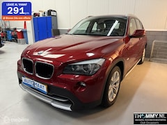 BMW X1 - XDrive25i High Executive, 6 cil. Leder