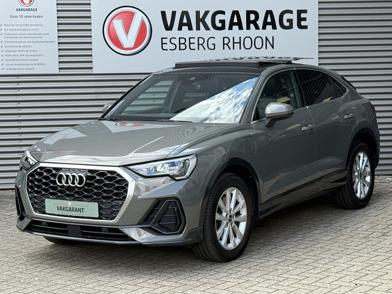 Audi Q3 Sportback - 45 TFSI e S Edition PHEV SCHUIFDAK,VIRTUAL - AutoWereld.nl
