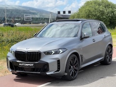 BMW X5 - xDrive50e M-sport 489pk M-seats Pano Sky Lounge Alle Opties