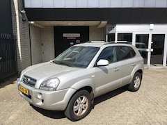 Hyundai Tucson - 2.0i Style / AIRCO ACC / CRUISE / ALU VELGEN