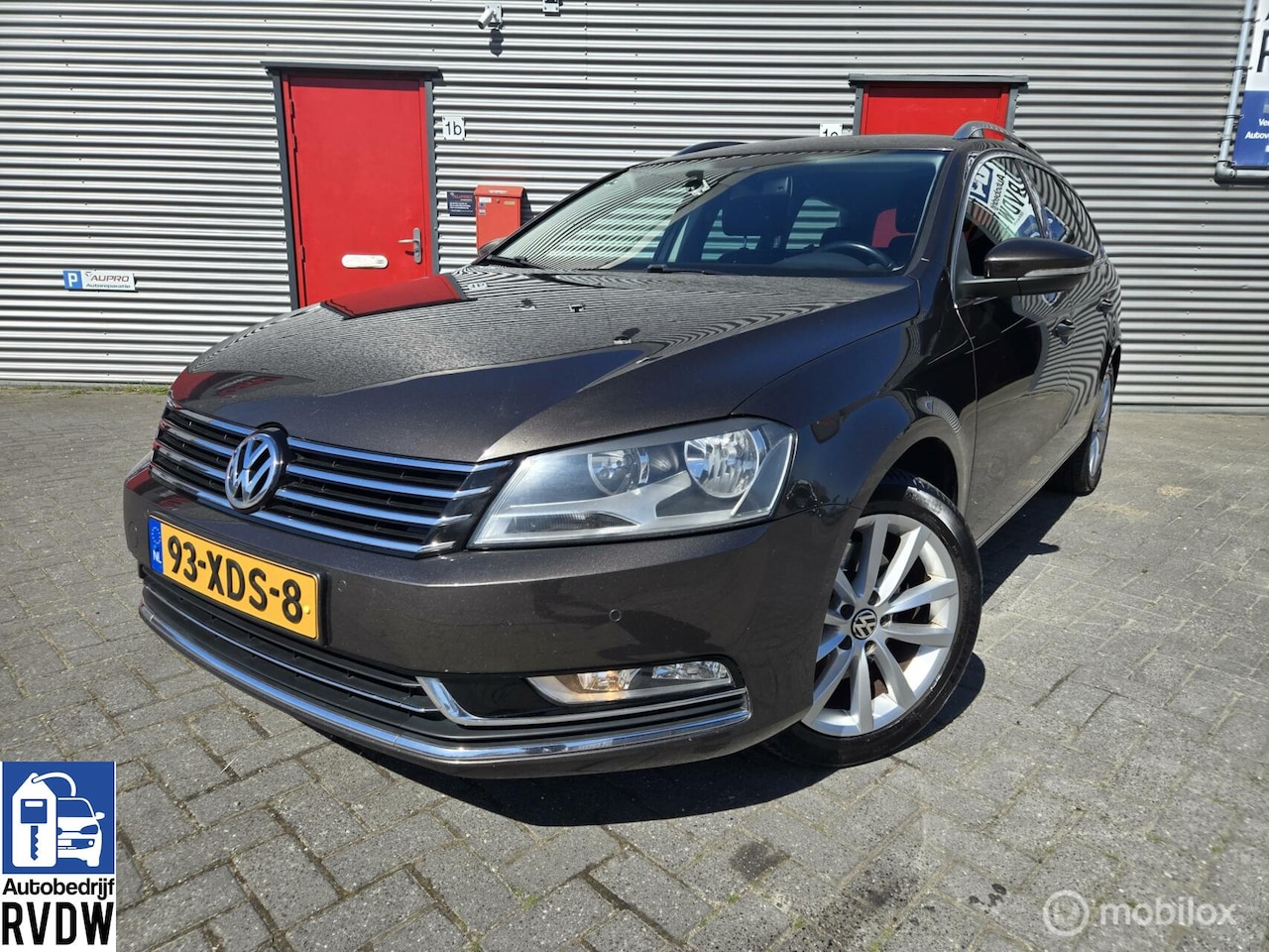 Volkswagen Passat Variant - 1.6 TDI High Executive Line BlueMotion 1.6 TDI High Executive Line BlueMotion - AutoWereld.nl