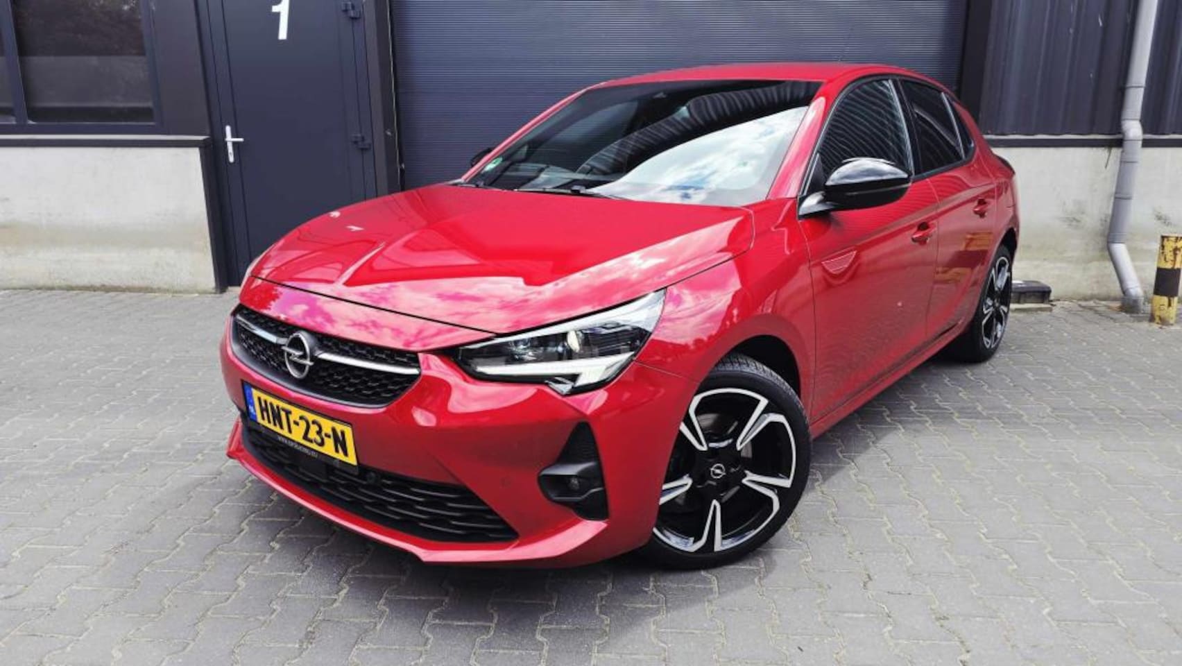 Opel Corsa - 1.2 GS Line LED VIRTUAL 17'LM DAB+ CAMERA VOL OPT - AutoWereld.nl