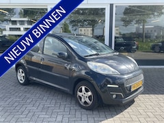 Peugeot 107 - 1.0 Active Airco / LMV / CV / Toerenteller / 5-Deurs / LED dagrij