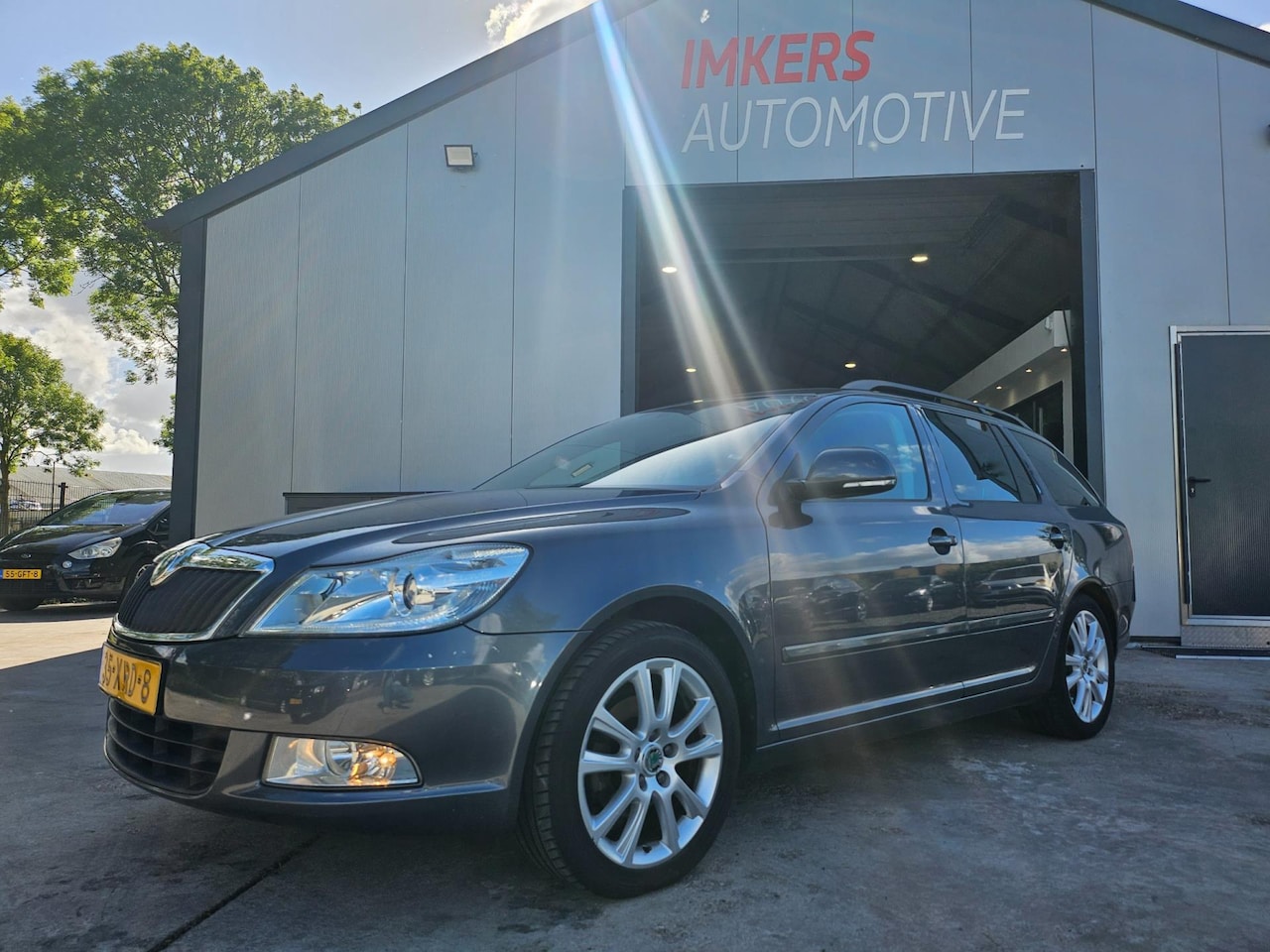 Skoda Octavia Combi - 1.4 TSI Greentech Tour DAK LEER NAVI - AutoWereld.nl