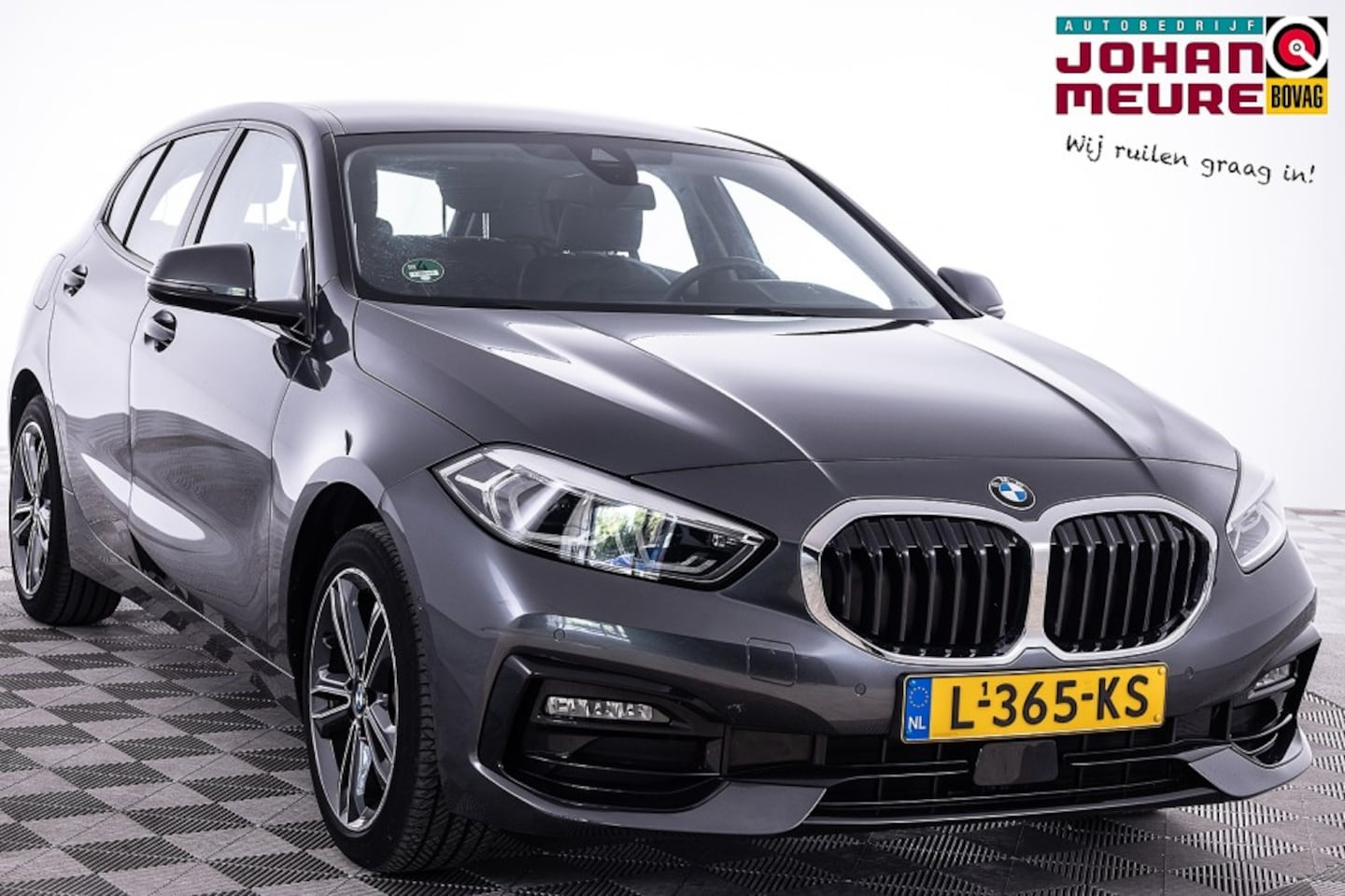 BMW 1-serie - 118 i Business Edition Plus | LEDER | Full LED | CAMERA | Automaat *HEMELVAART OPEN v.a 11 - AutoWereld.nl