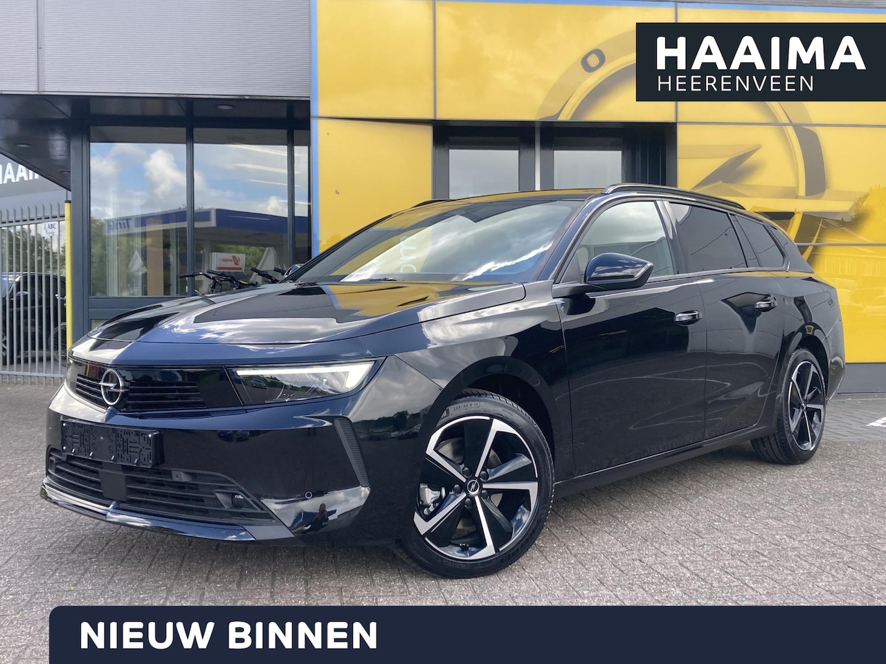 Opel Astra Sports Tourer - 1.2 Turbo Hybrid Business Edition 145 pk | Navigatie | Achteruitrijcamera | Parkeersensore - AutoWereld.nl