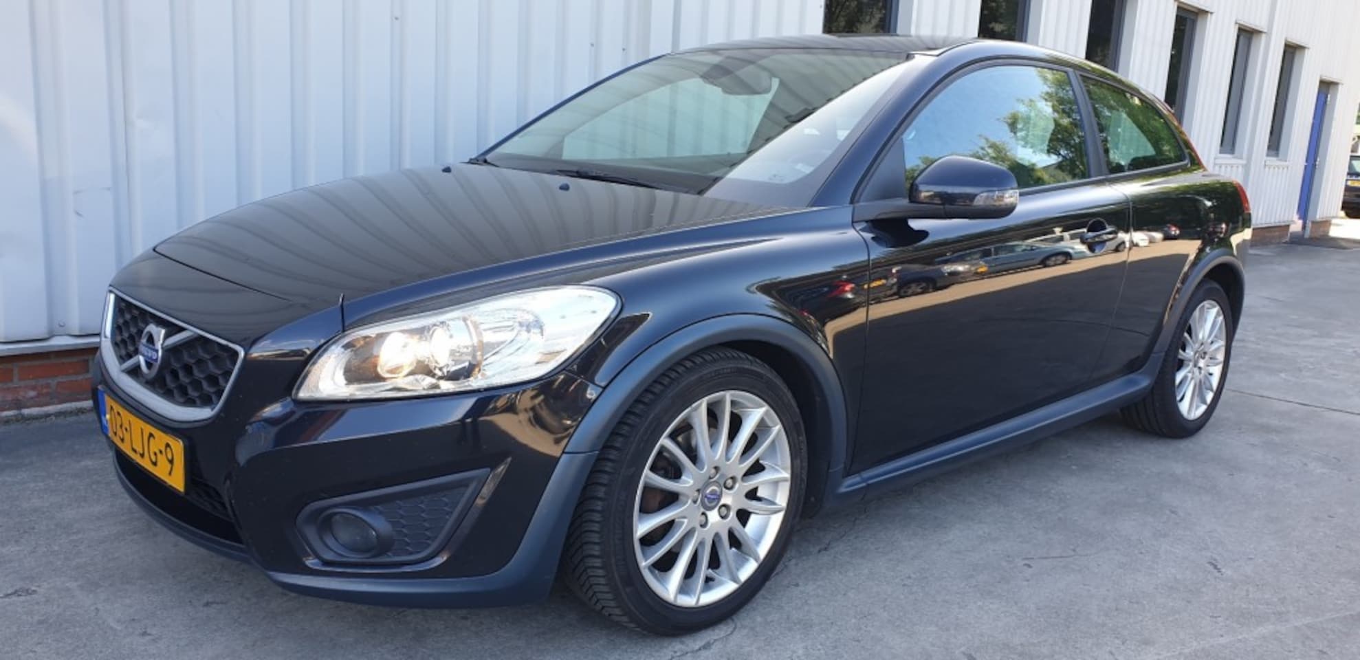 Volvo C30 - 1.6D S/S Momentum 1.6D S/S MOMENTUM - AutoWereld.nl
