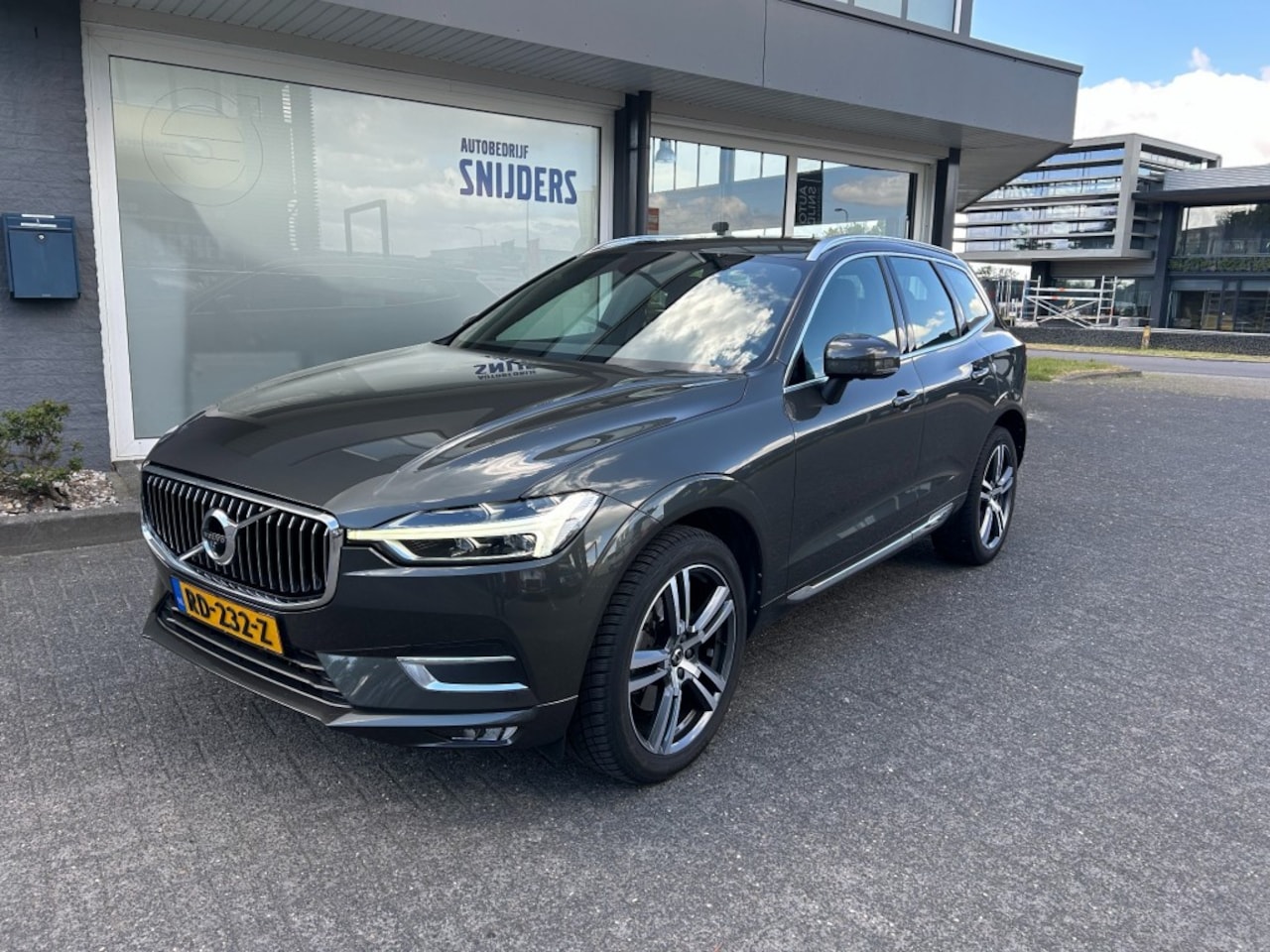 Volvo XC60 - 2.0 T5 AWD INSCRIPTION GEARTRONIC - AutoWereld.nl