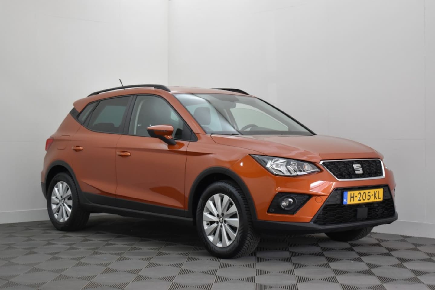 Seat Arona - 1.0 TSI Style Business Intense 1.0 TSI 95PK Style Business Intense - AutoWereld.nl