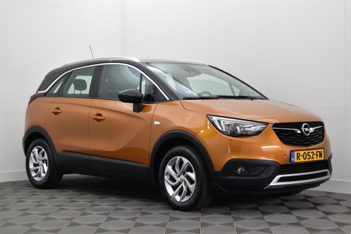 Opel Crossland X - 1.2 T. 110PK INNOVATION - AutoWereld.nl