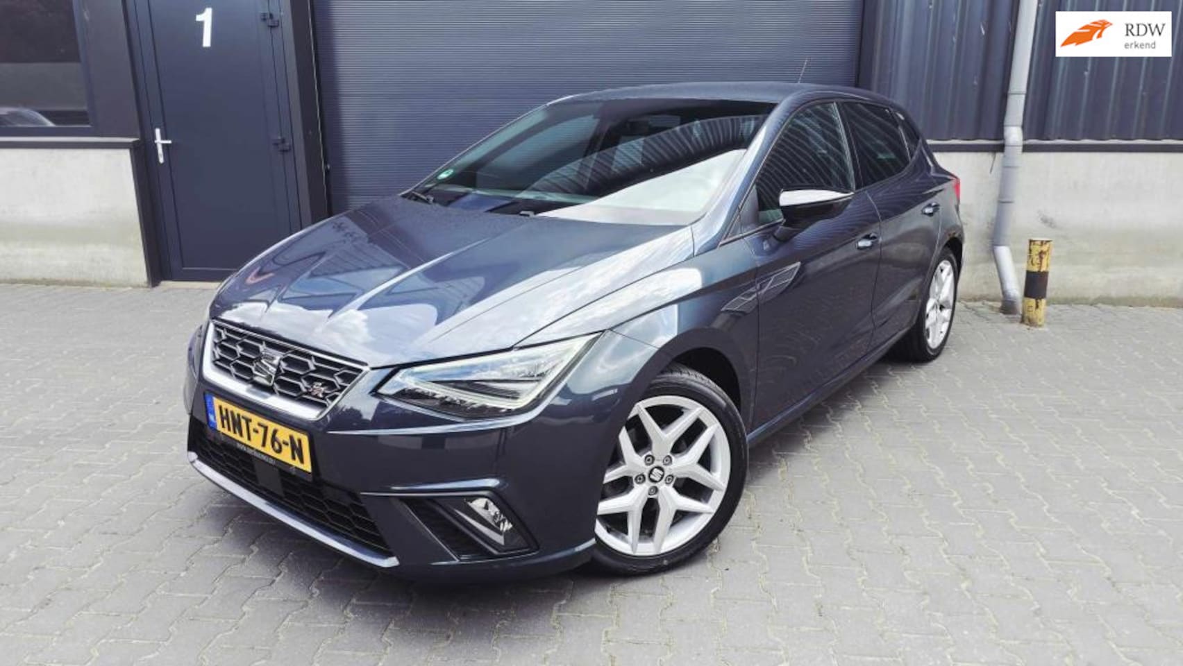 Seat Ibiza - 1.0 TSI FR LED DSG BEATS AUDIO ALCANTARA 110PK - AutoWereld.nl