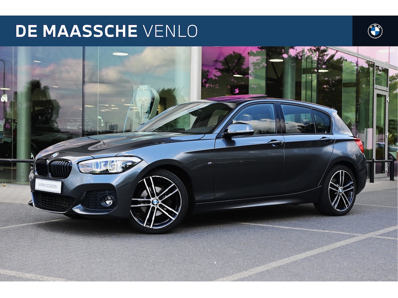 BMW 1-serie - 118i High Executive Automaat / Schuif-kanteldak / Sportstoelen / LED /  M Sportonderstel / - AutoWereld.nl