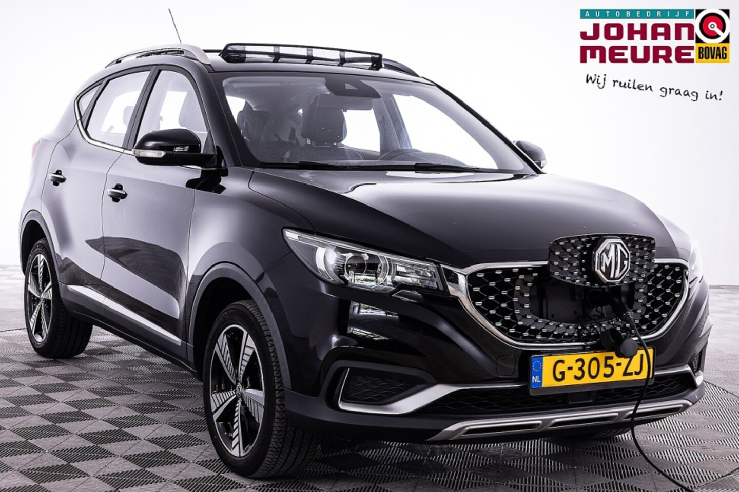 MG ZS - EV Luxury 45 kWh | PANORAMADAK | LEDER ✅ 1e Eigenaar *HEMELVAART OPEN v.a 11u tot 17u* - AutoWereld.nl