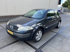 Renault Mégane - 1.6-16V Dynamique Luxe airco