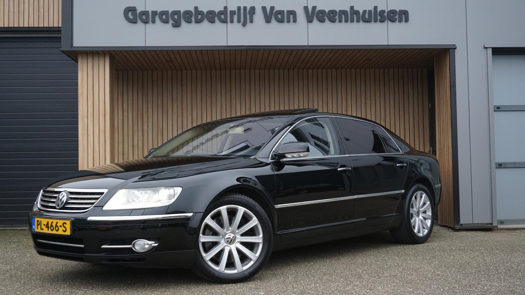 Volkswagen Phaeton - 6.0 W12 450PK Long Individual Schuif/kanteldak Luchtvering Leder stoelverwarming/koeling/M - AutoWereld.nl