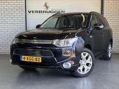 Mitsubishi Outlander - 2.0 PHEV Executive Edition | Trekhaak | 18" LMV | Navi | Camera | All-in rijklaarprijs