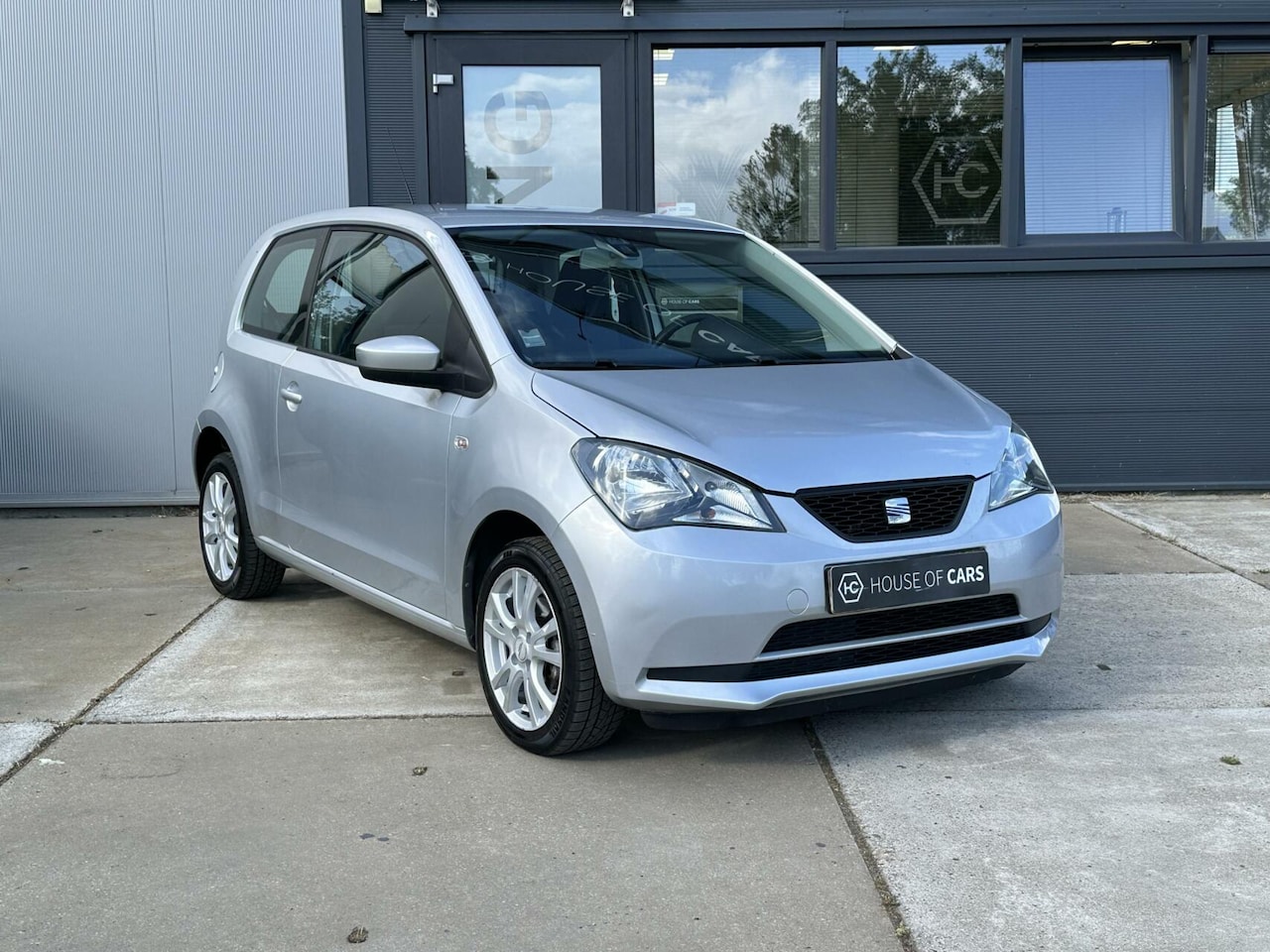 Seat Mii - 1.0 Entry Airco Lichtmetaal Radio/CD/AUX - AutoWereld.nl