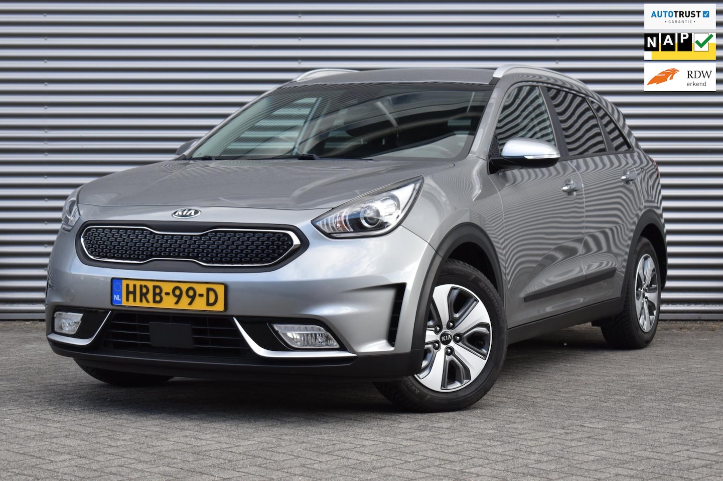 Kia Niro - 1.6 GDi Hybrid Dynamic, Airco, Ecc, Cruise, Navi, Camera. - AutoWereld.nl
