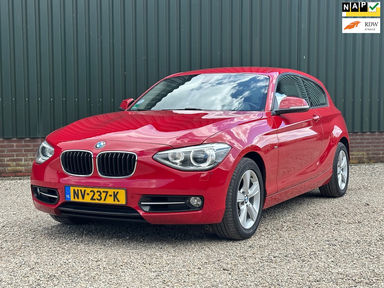 BMW 1-serie - 118i Business Sport/140dkm - AutoWereld.nl