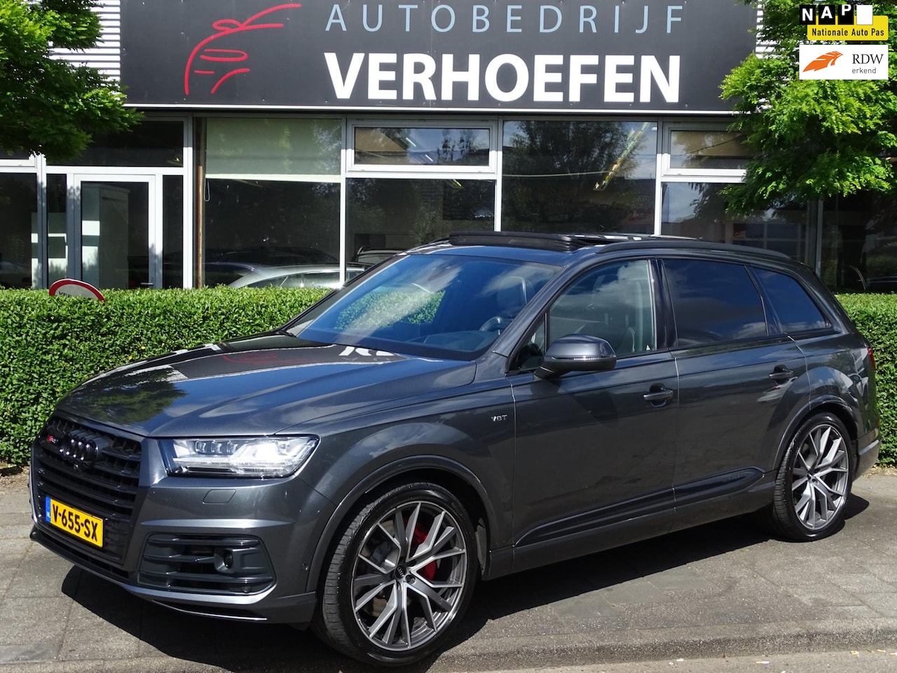 Audi Q7 SQ7 - 4.0 TDI SQ7 QUATTRO - PANORAMADAK - GRIJS KENTEKEN - HEAD UP - PARK CAMERA - BOSE ! - AutoWereld.nl