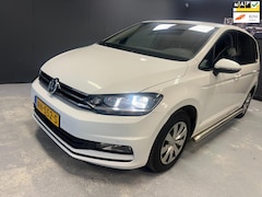 Volkswagen Touran - 2.0 TDI SCR Multi-Stuur Parkeer-Sen. DSG NL Rijdt Goed