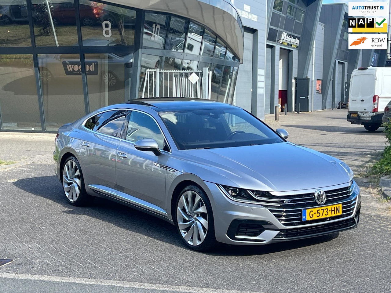 Volkswagen Arteon - 2.0 TSI 3x R-LINE DSG PANO NAP!!!!! - AutoWereld.nl