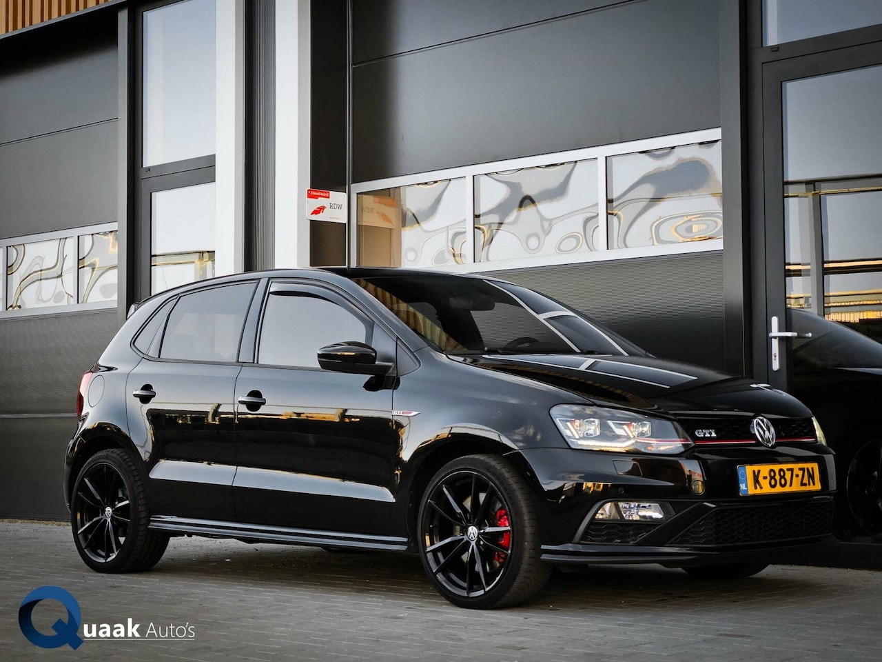 Volkswagen Polo - 1.8 TSI GTI | STOELVERW. | BT | NW KETTING | NW WATERPOMP | TOPAUTO! - AutoWereld.nl