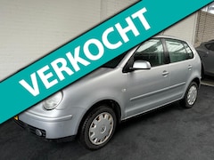 Volkswagen Polo - AIRCO/1 JAAR APK