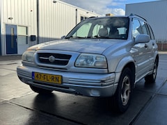 Suzuki Grand Vitara - 2.5 V6
