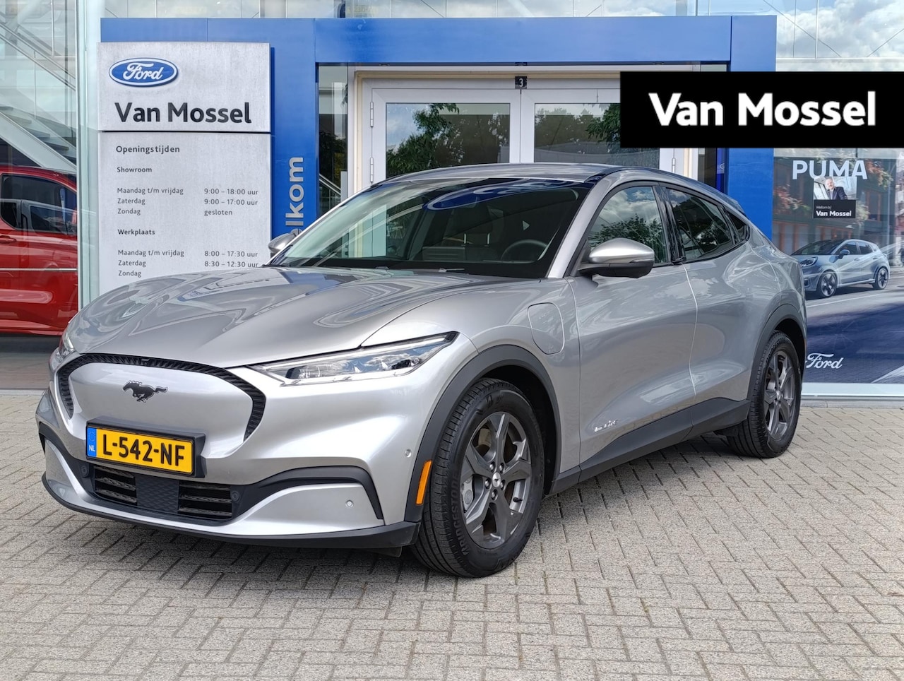 Ford Mustang Mach-E - RWD 75 kWh | B&O sound | Elektrische Achterklep | 360-graden camera - AutoWereld.nl