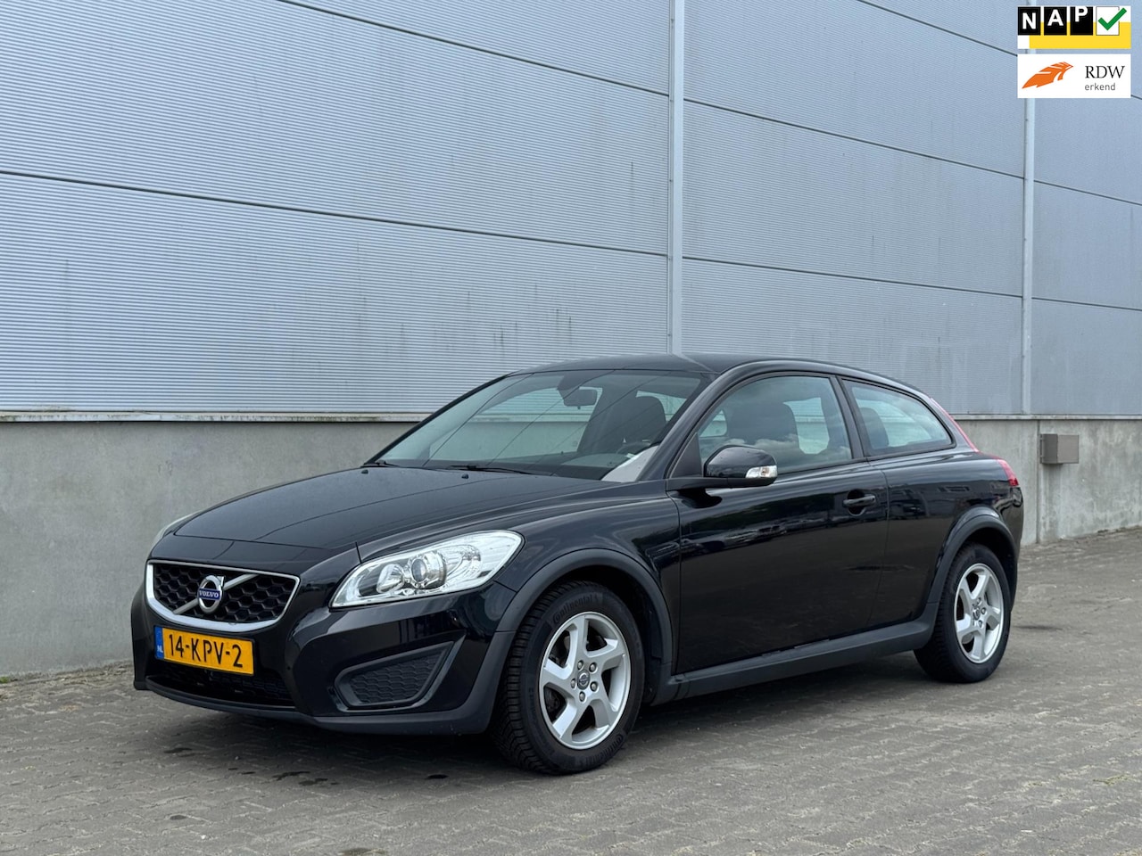 Volvo C30 - 2.0 Kinetic CLIMA|NAVI|CRUISE|TREKHAAK|APK|NAP| - AutoWereld.nl