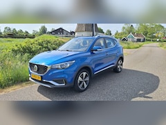 MG ZS - EV Luxury Glazen panorama dak, lane assist, adptive cruise control
