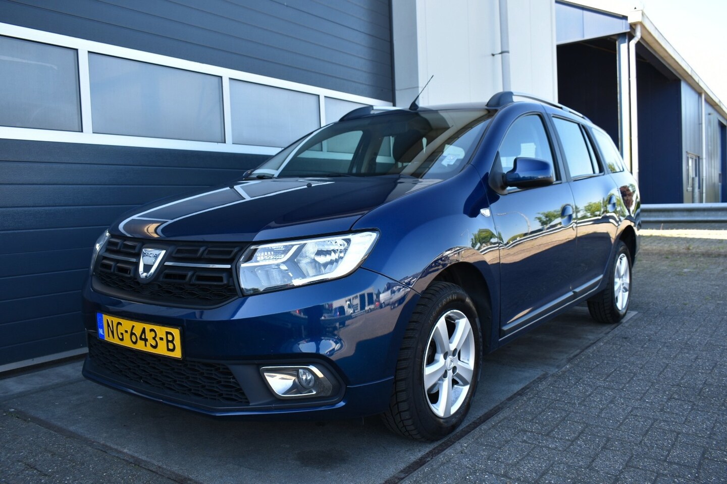 Dacia Logan MCV - 0.9 TCe Bi-Fuel Laureate 0.9 TCe Bi-Fuel Laureate - AutoWereld.nl