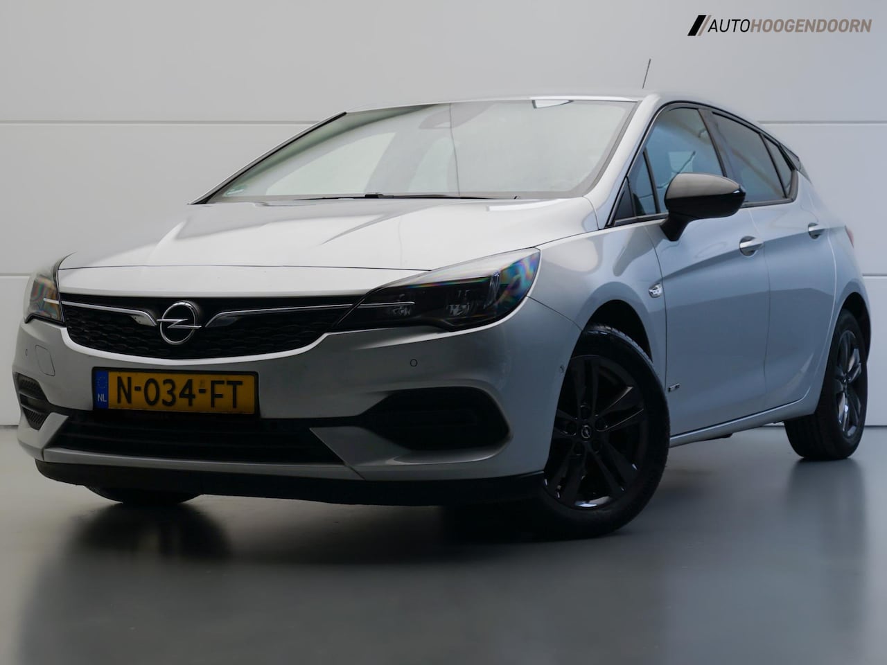 Opel Astra - 1.2 Design & Tech (APPLE CARPLAY,LED,DODEHOEK,CAMERA,PARKEERSENSOR,COMFORT-STOELEN,LEDER,A - AutoWereld.nl