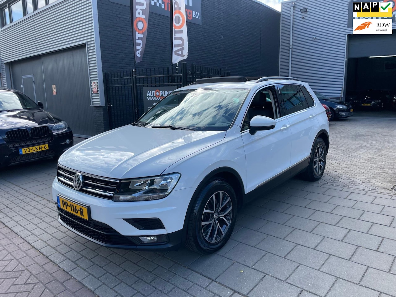 Volkswagen Tiguan - 1.4 TSI ACT Comfortline 2e Eig! Pano NAP APK Trekhaak - AutoWereld.nl