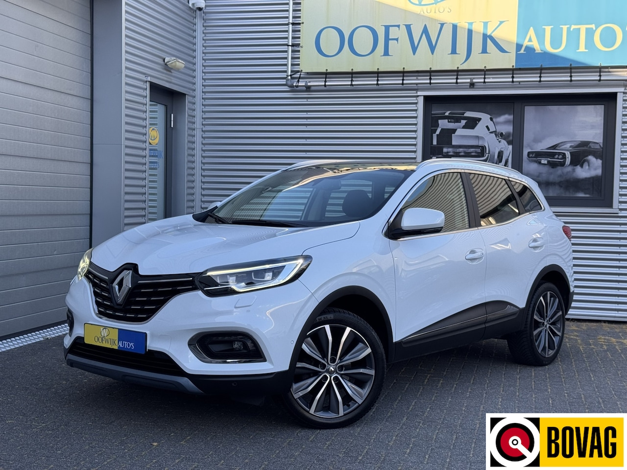 Renault Kadjar - 1.3 TCe Intens Automaat Clima Navi Camera Pano Led - AutoWereld.nl