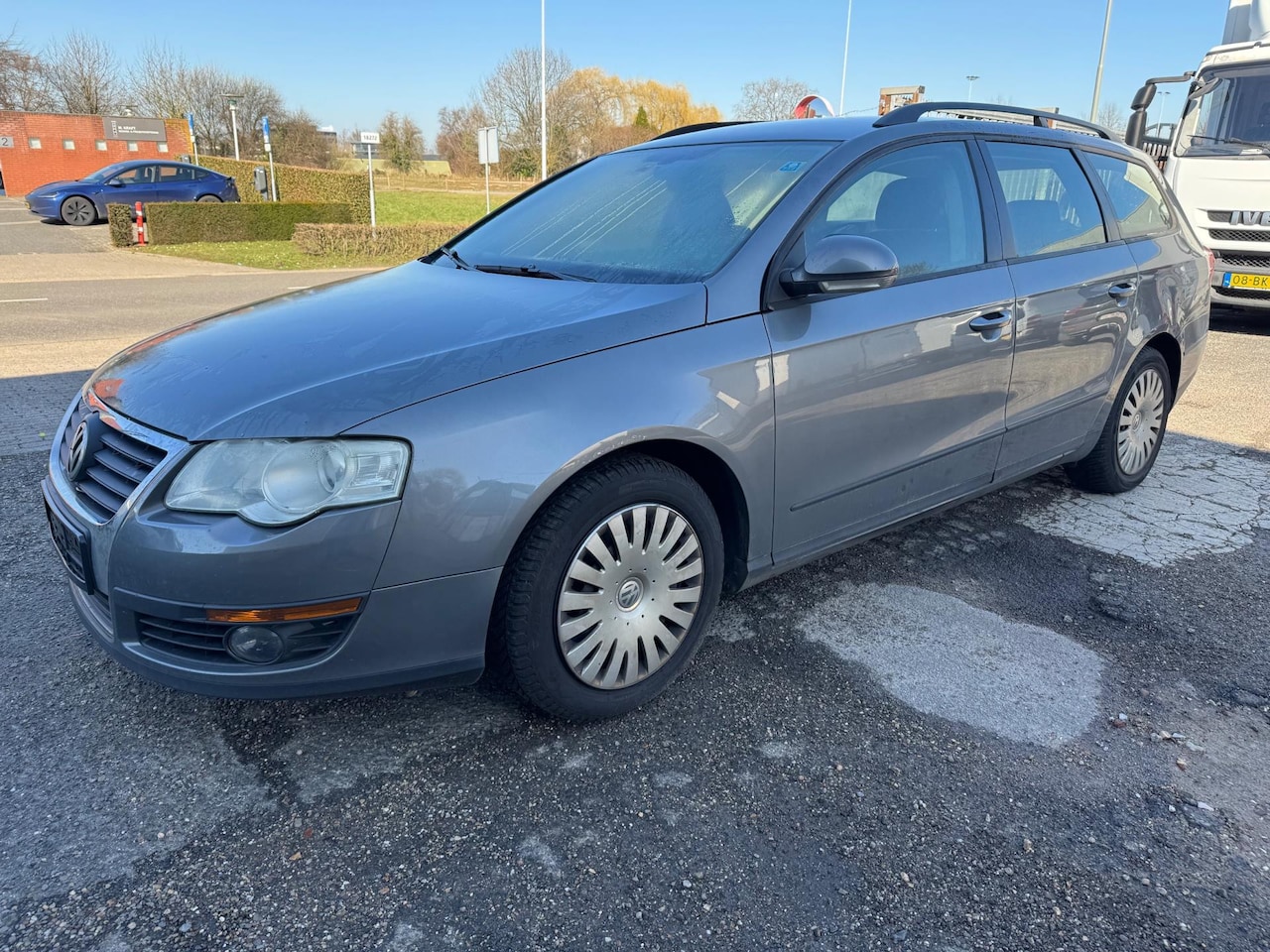 Volkswagen Passat Variant - 2.0 TDI Comfortline 2.0 TDI Comfortline - AutoWereld.nl