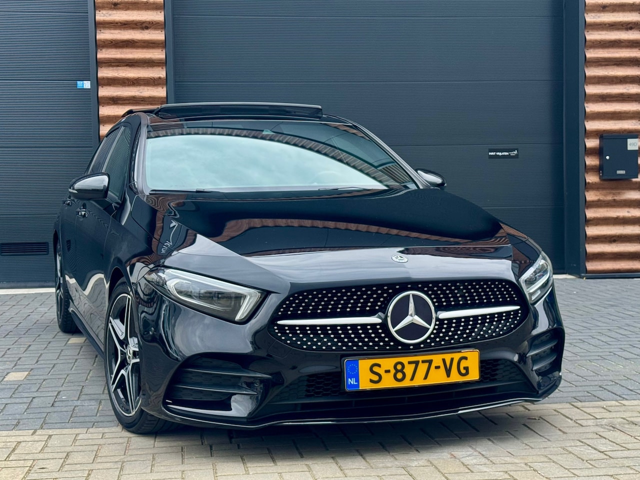 Mercedes-Benz A-klasse - 180 Premium Plus 180 Premium Plus - AutoWereld.nl
