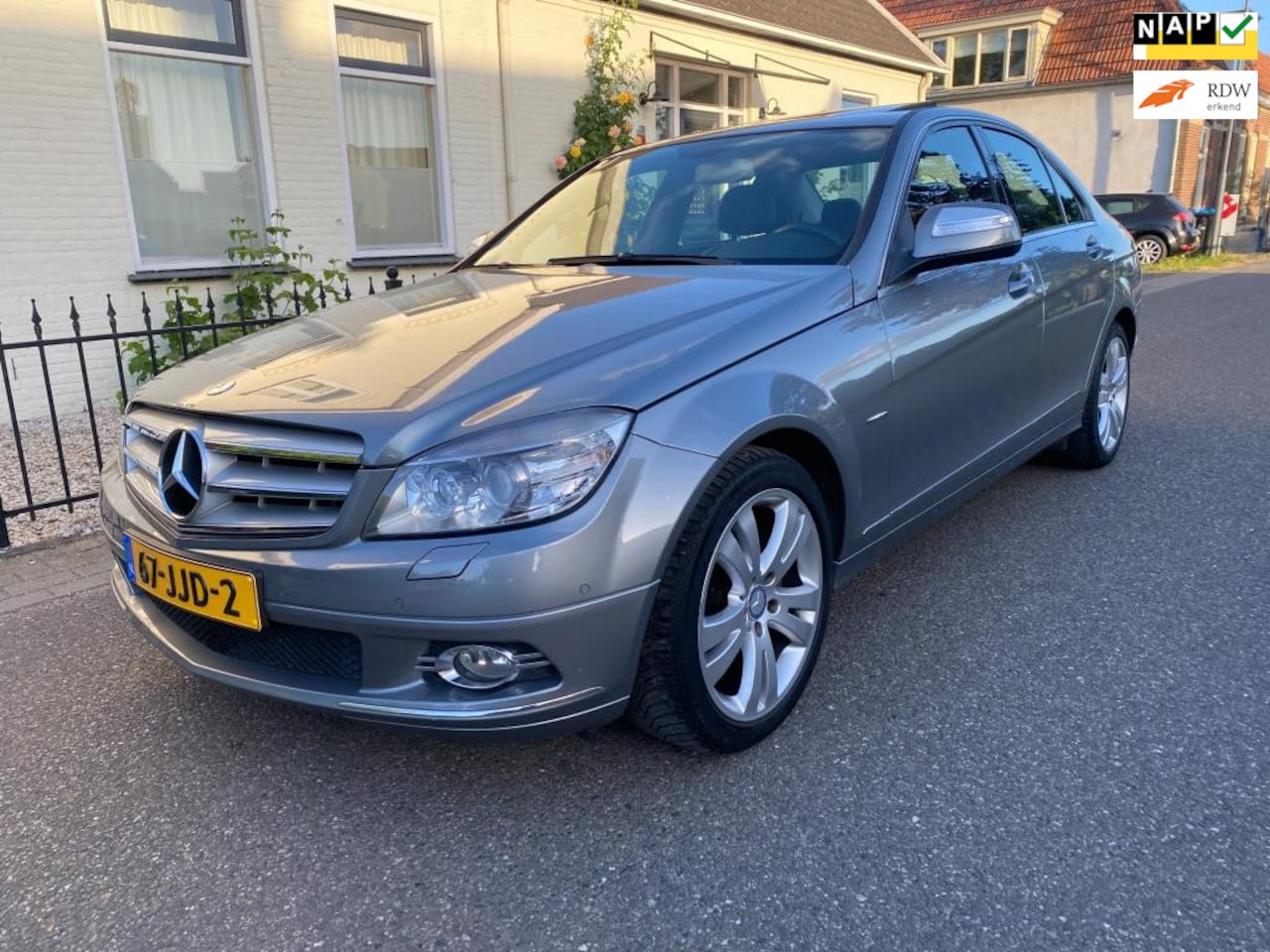 Mercedes-Benz C-klasse - 220 CDI Avantgarde Aut,Schuifdak,Leer,Xenon,Stoelverwarming,Trekhaak. - AutoWereld.nl