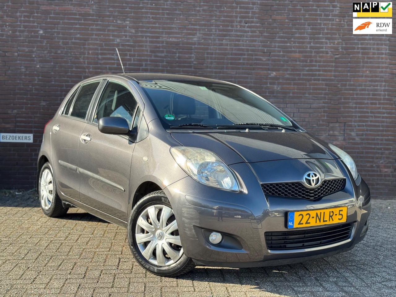 Toyota Yaris - 1.3 VVTi Aspiration AUT | Airco | Navi | Cruise | Dealer Onderhouden - AutoWereld.nl