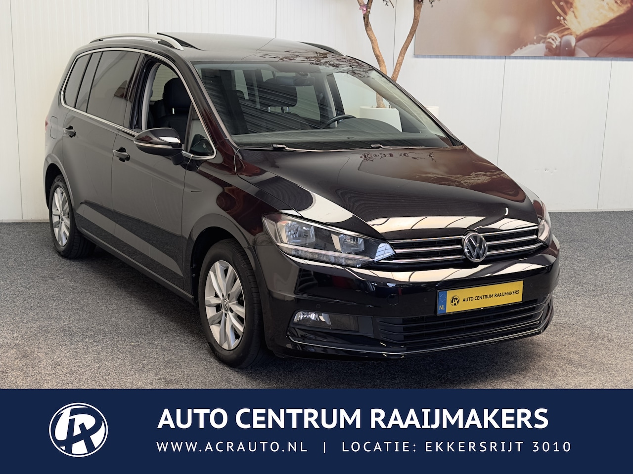 Volkswagen Touran - 1.4 TSI Highline 7 persoons NAVIGATIE ADAPTIVE CRUISE CONTROL CLIMATE CONTROL BLUETOOTH TE - AutoWereld.nl
