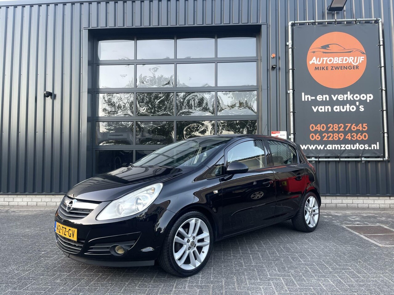 Opel Corsa - 1.4-16V Cosmo FIETSENDRAGER|HALF LEER|5 DEURS|STUURBEKRACHTIGING|ORIGINEEL NL - AutoWereld.nl
