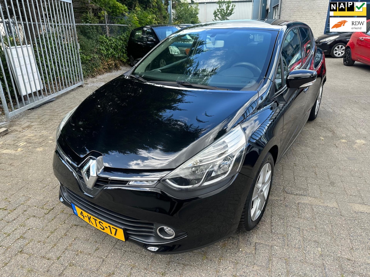 Renault Clio - 0.9 TCe Expression 0.9 TCe Expression, Navigatie, Nap, Airco, Apk 07/2026 - AutoWereld.nl