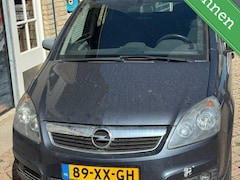 Opel Zafira - 2.2 Temptation 7 PERSOONS