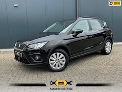 Seat Arona - 1.0 TSI * Camera * PDC * Trekhaak * AppleCarPlay
