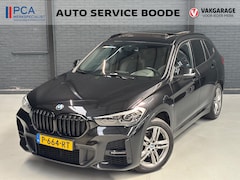 BMW X1 - SDrive18i (136 pk) M-Sport automaat - panorama / schuifdak - trekhaak