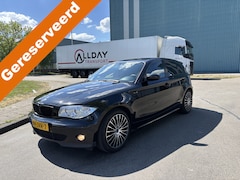 BMW 1-serie - 116i Business Line 5-Deurs 6-Bak 116 PK. Zeer fijn rijdende auto Ketting net vervangen