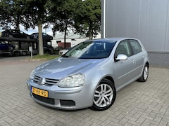 Volkswagen Golf - 1.6FSi Automaat Vol Jaar Apk