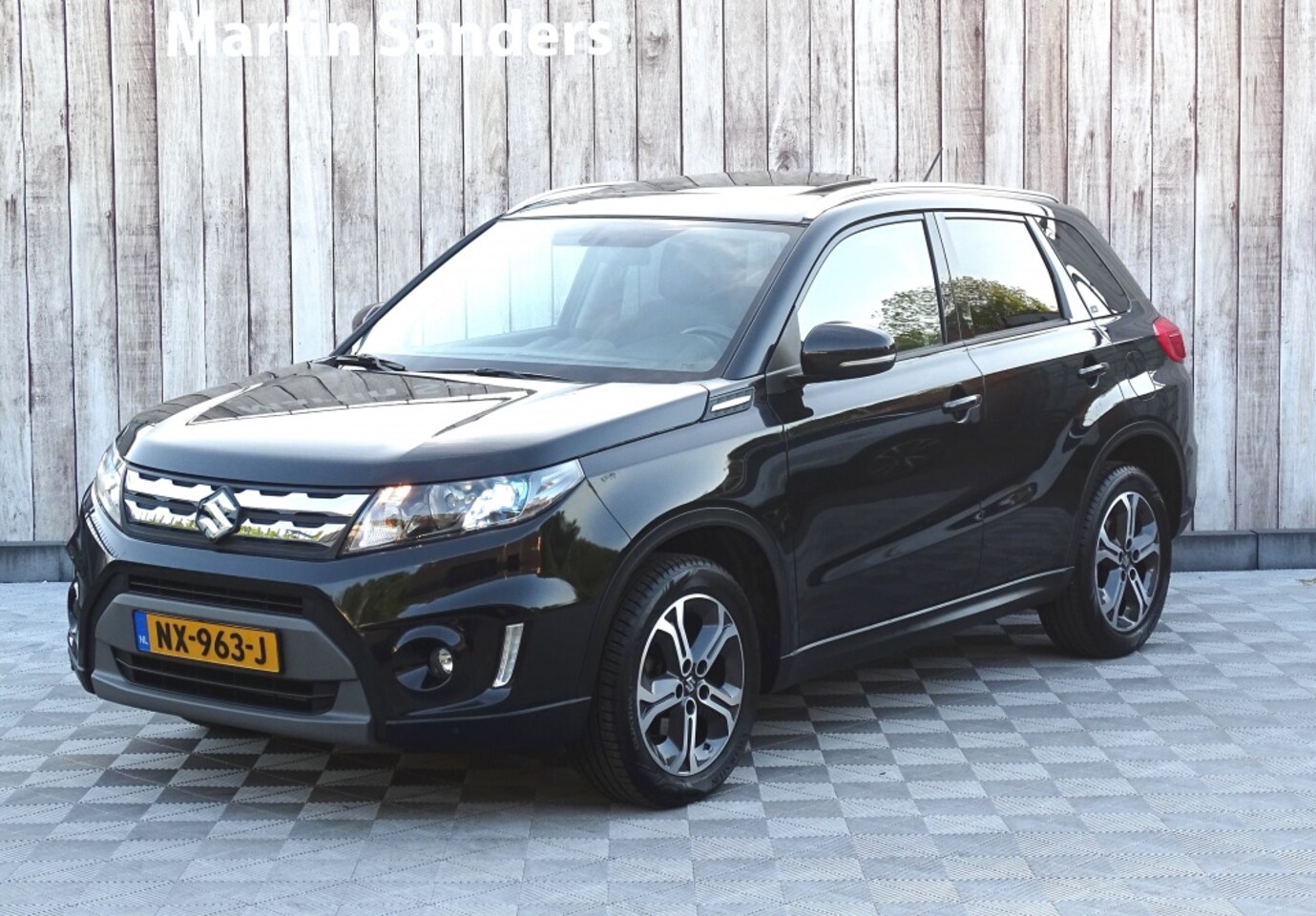Suzuki Vitara - 1.6 High Executive 1.6 High Executive - AutoWereld.nl